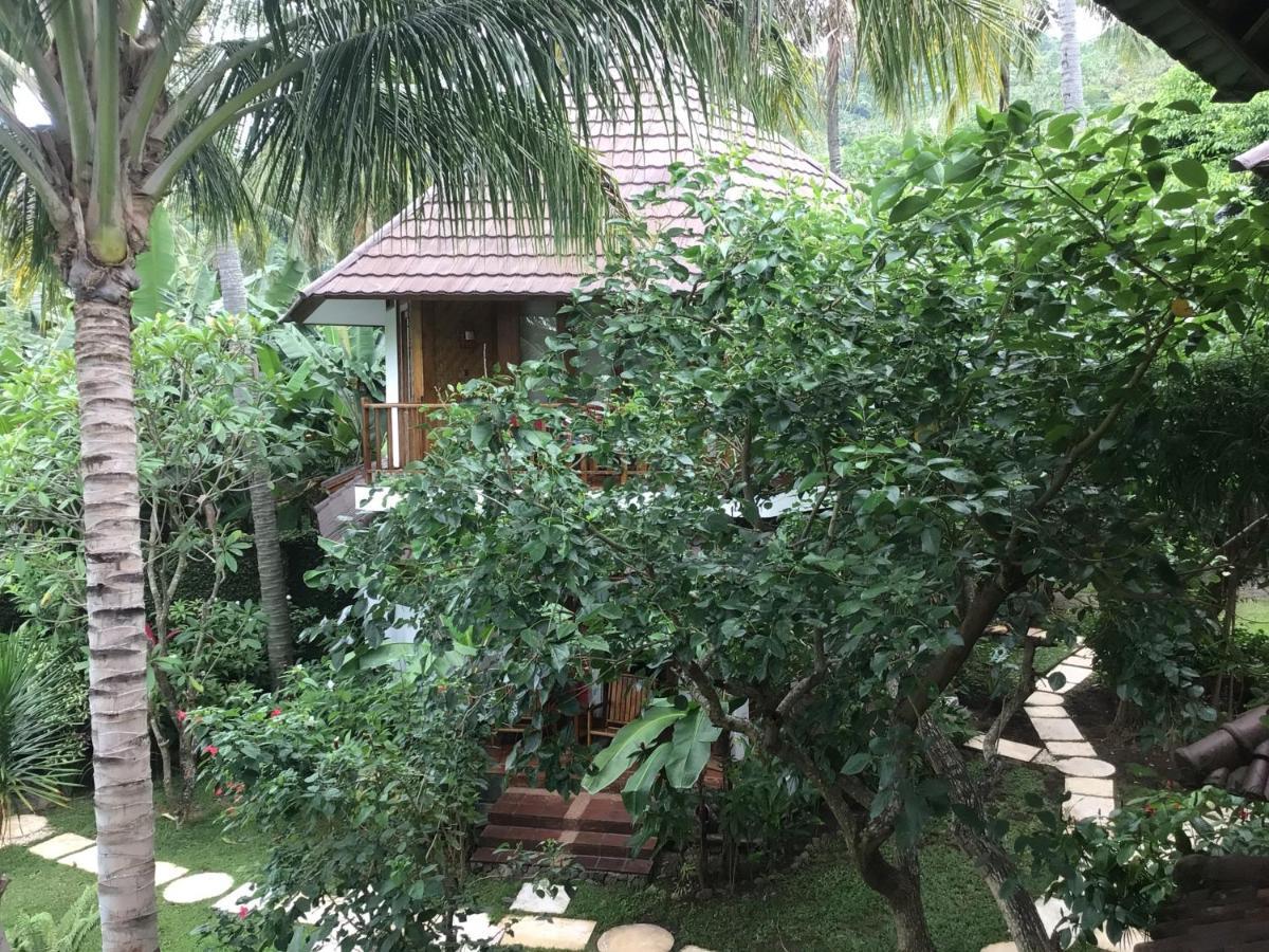 סנגיגי Villa Jati Mangsit מראה חיצוני תמונה